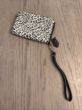 Leopard Print Zip Card Holder Wristlet - Black & White
